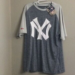 New Men’s New York Yankee Raglan Short Sleeve Baseball Shirt